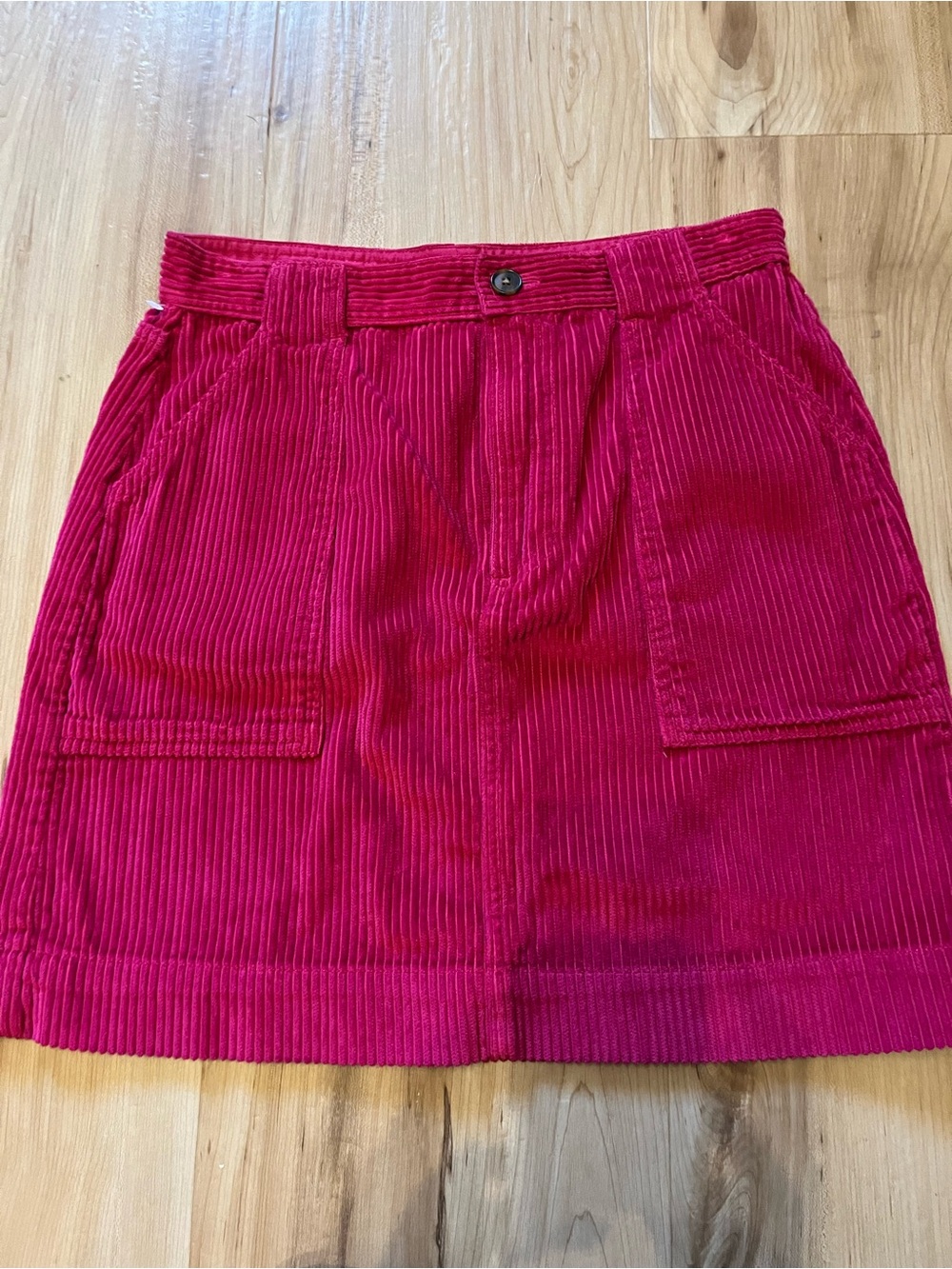 GAP Jeans Stretch Magenta Pink Corduroy Mini Skirt Women’s Sz 4
